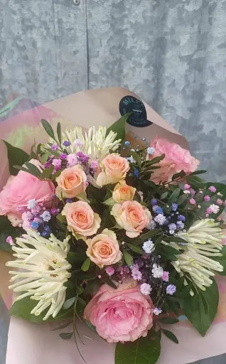 MIŁFLOR-KWIATY & DEKORACJE